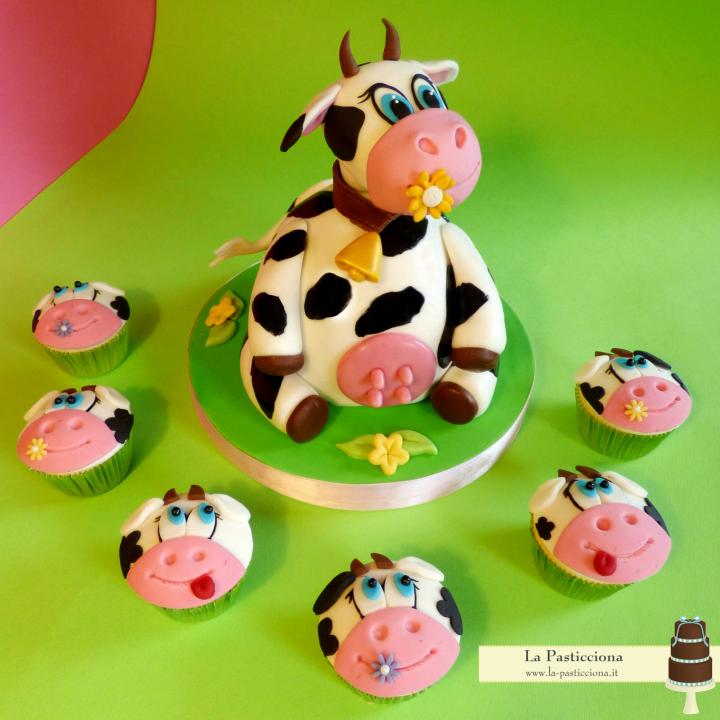 Torta e cupcakes a forma di mucca